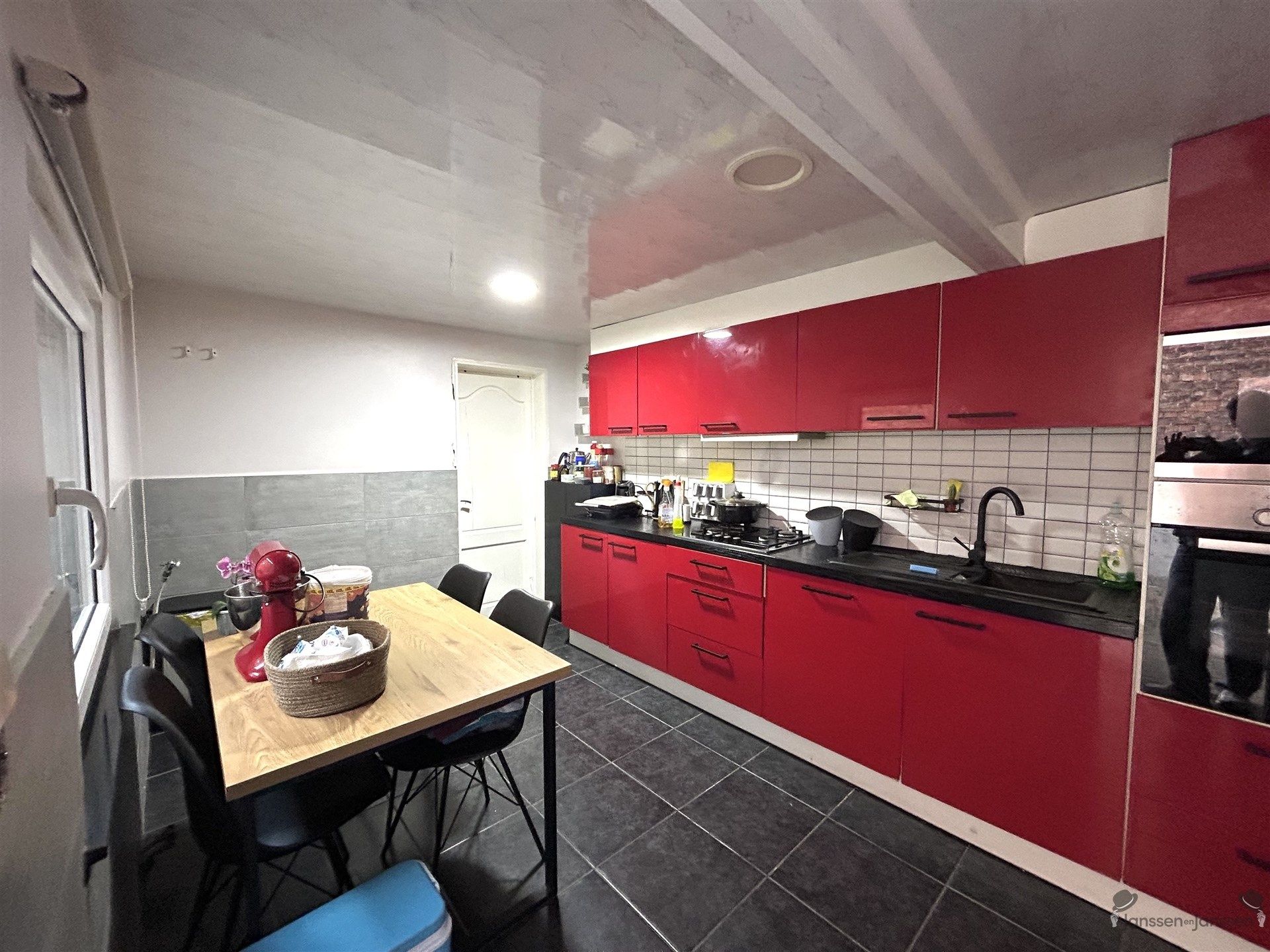 charmant huis met zijpoortje foto 8