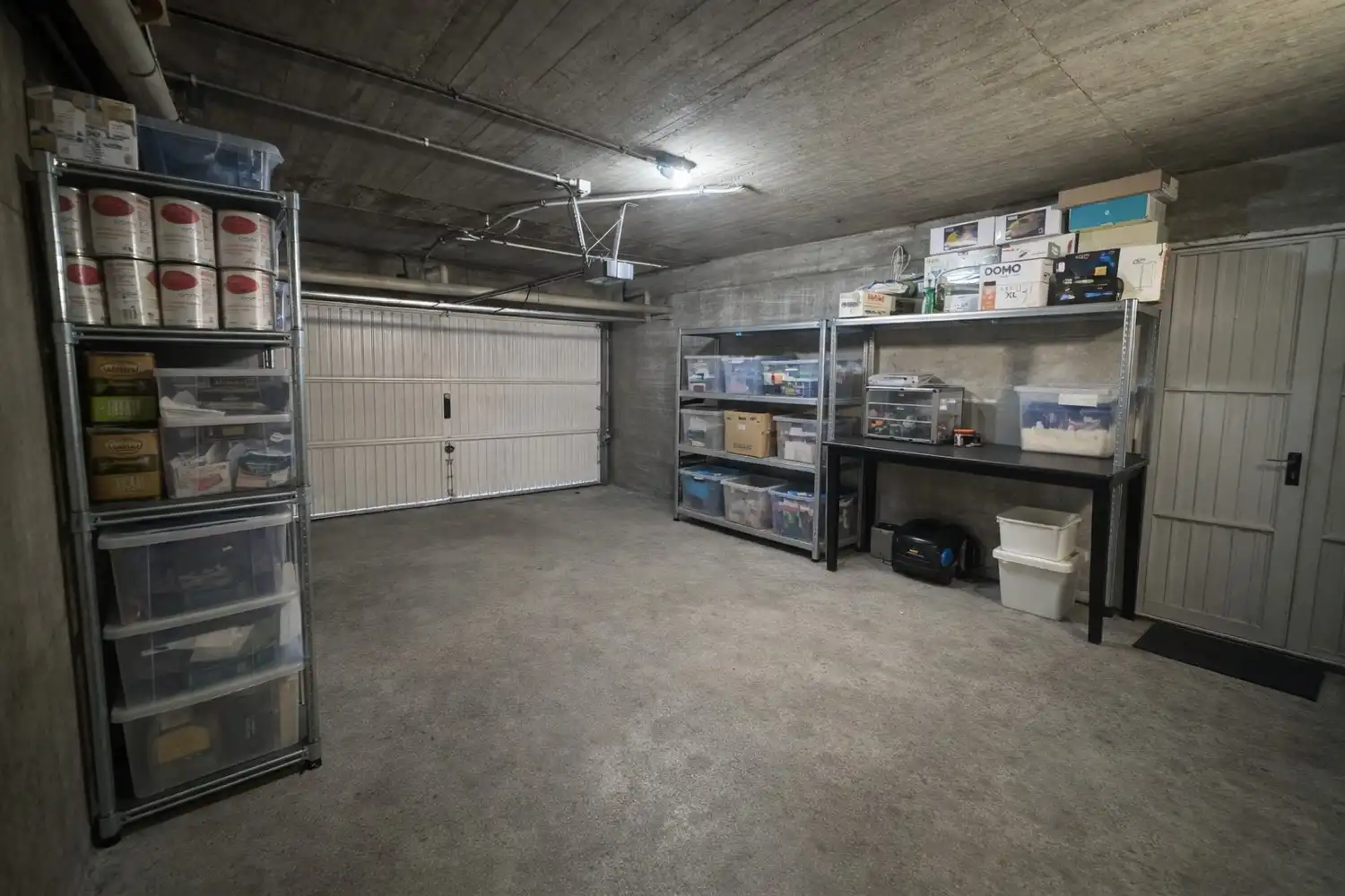 RUIM APPARTEMENT OP TOPLIGGING IN GENK foto 13