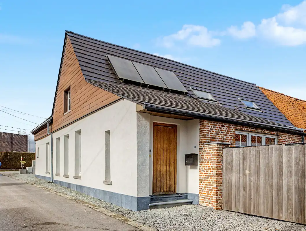 Instapklare charmante woning met zonnige binnentuin en garage. foto 2
