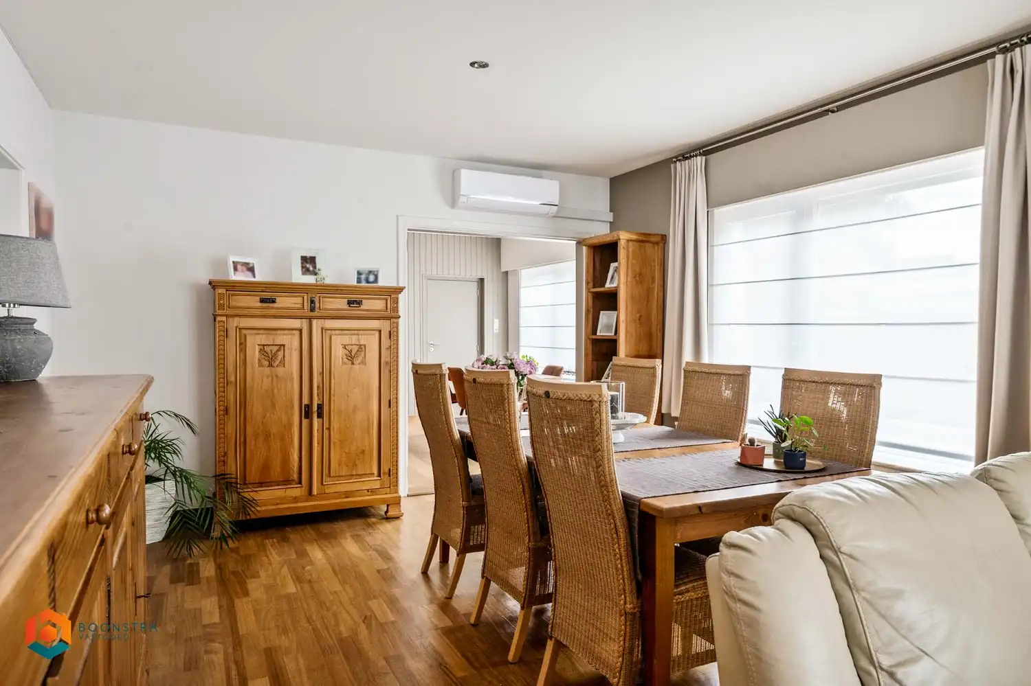 Zeer verzorgde laagbouwwoning met 2 slpkrs en leuke tuin foto 4