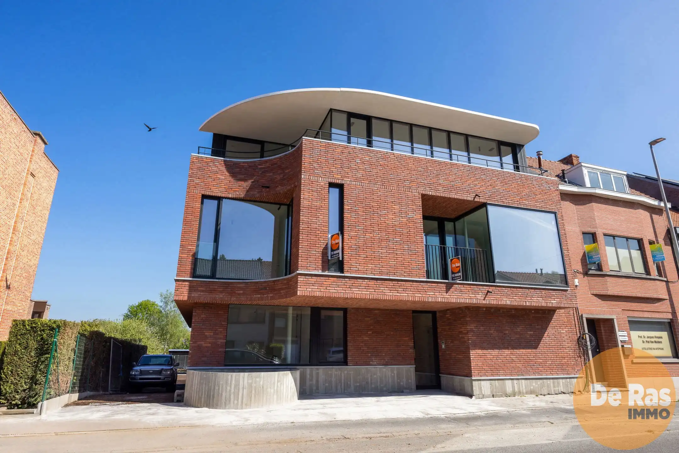 DENDERMONDE - Uniek appartement op topligging foto {{pictureIndex}}