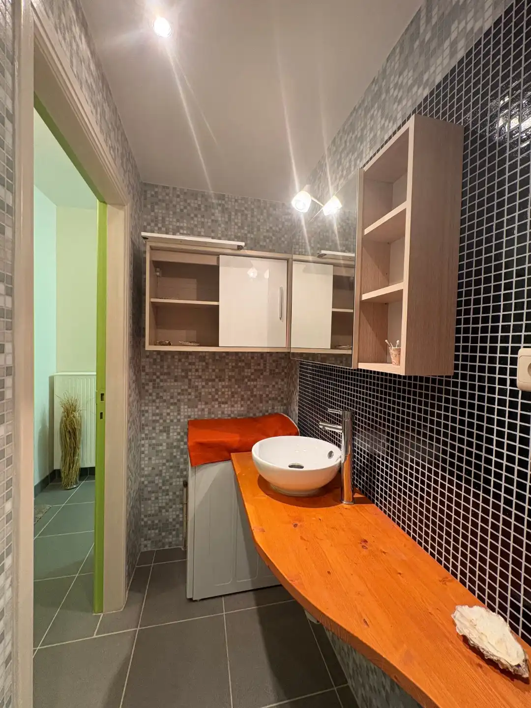 Gelijkvloers appartement met tuintje op toplocatie nabij zee foto 7