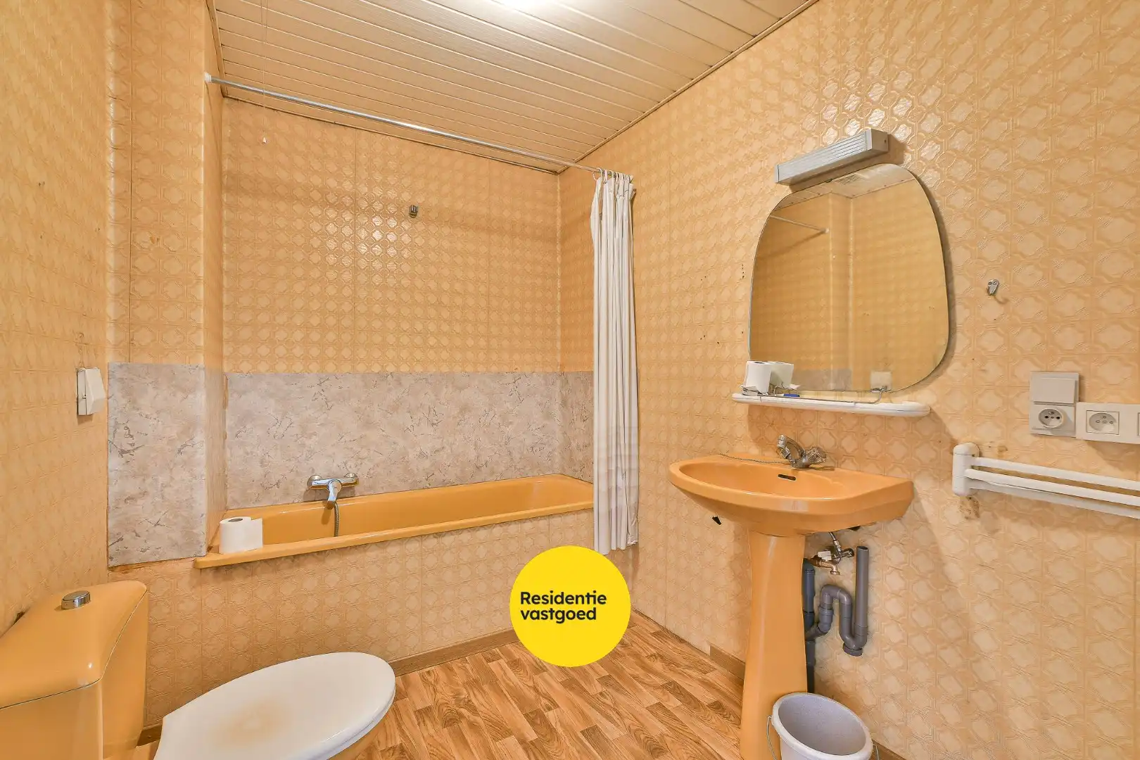 Instapklaar 2-slaapkamerappartement in hartje Blankenberge nabij de Grote Markt foto 8