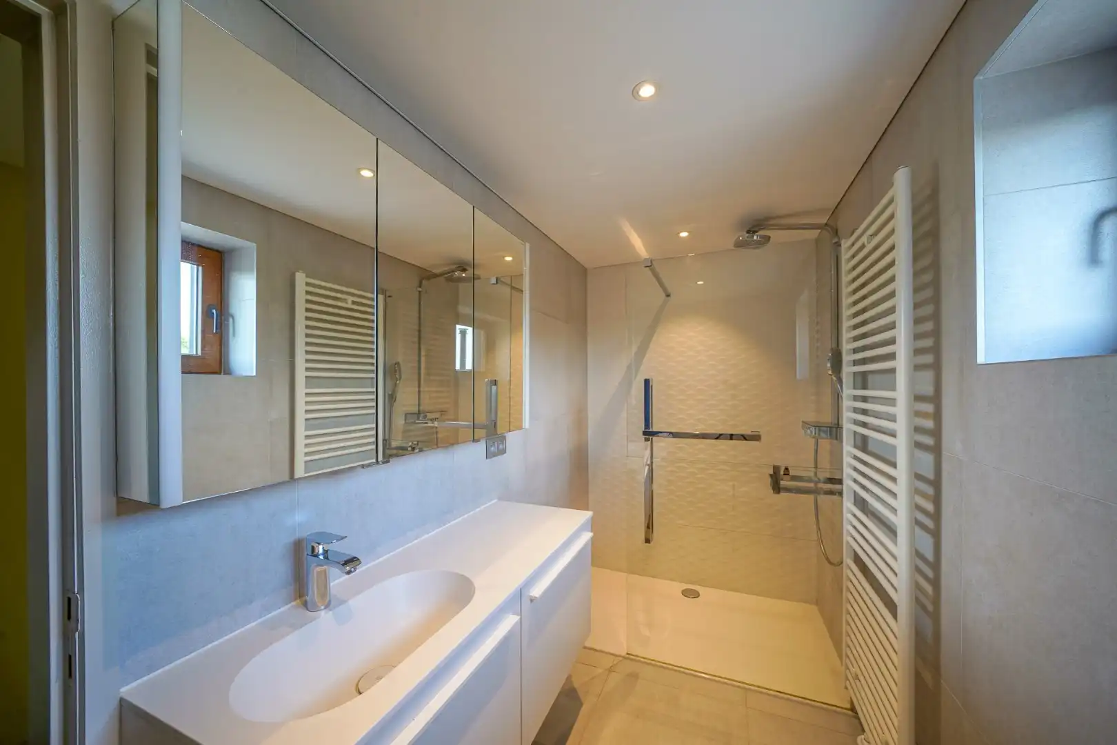 Energiezuinige woning met 4 slaapkamers, tuin en extra open ruimte foto 14