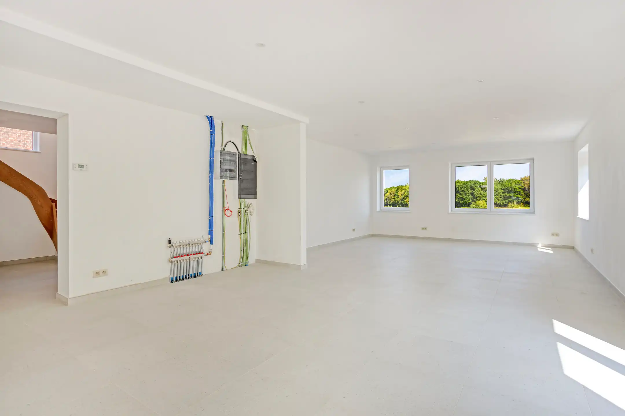 Ruime gerenoveerde woning (230 m²) nabij Gouden Kruispunt foto 4