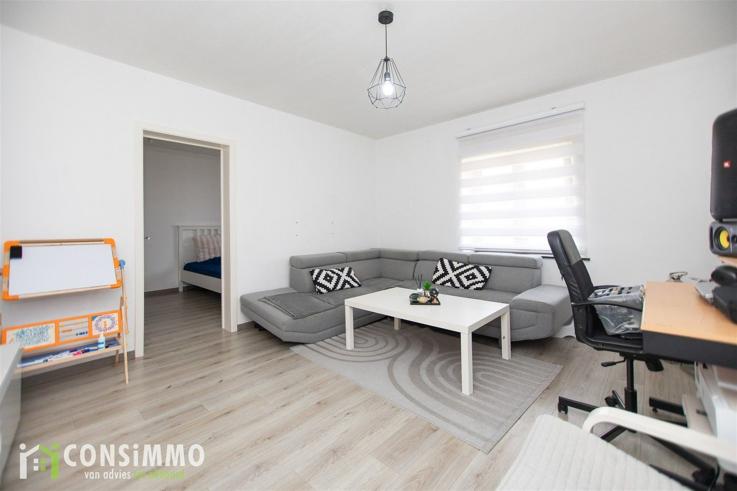 Vrijstaande, gerenoveerde woning op ruim perceel in het groene Genk-Sledderlo foto 11