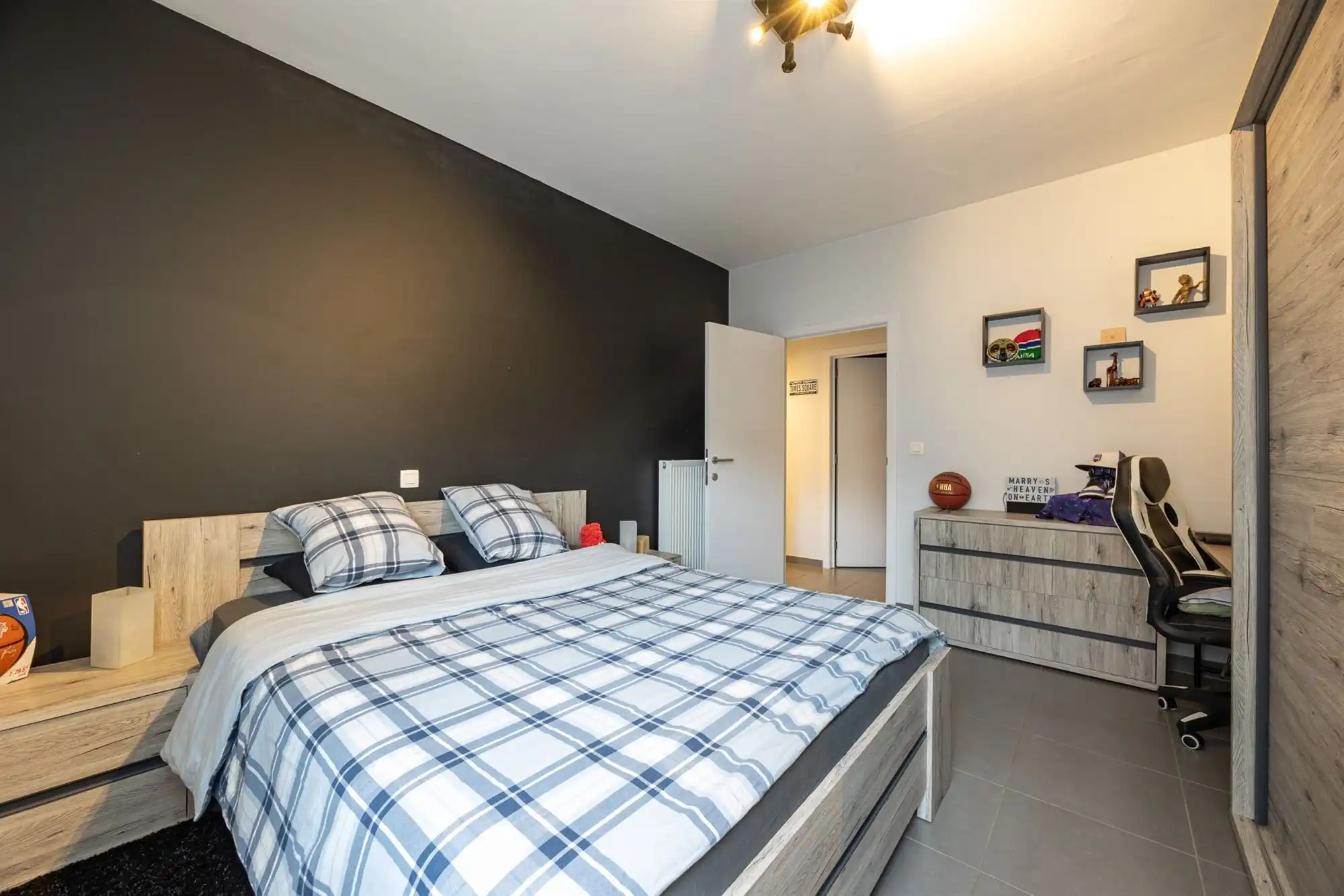 Gelijkvloers appartement met ruime tuin foto 16
