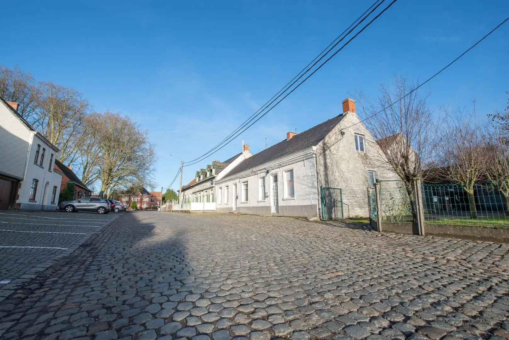 Ruim handelspand met 2 woningen te koop centrum Lozer. Tal van mogelijkheden! foto 3