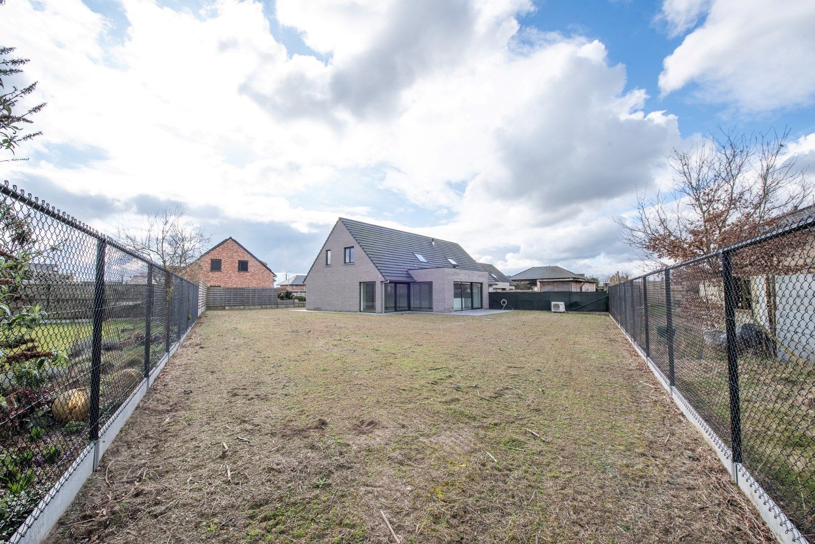 Knappe NIEUWBOUW woning met 3 slaapkamers en leuke tuin op topligging te koop te Olsene!  foto 18