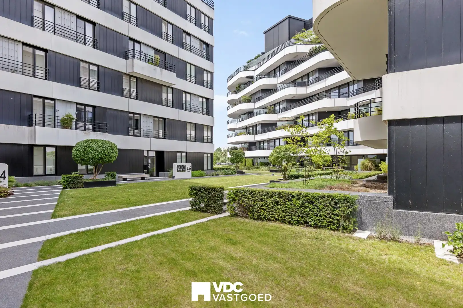 Exclusief duplex-penthouse met panoramisch zwembad – Zuidzicht Hasselt foto 4
