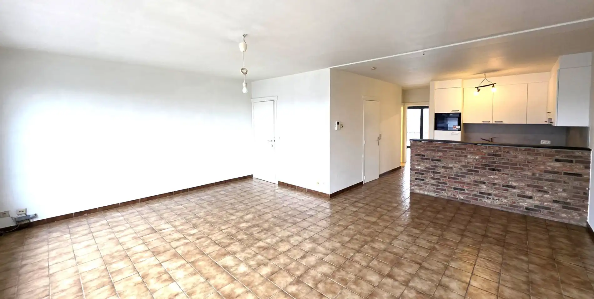 Appartement op het 2de vd in het centrum van Heist-o/d-Berg  foto {{pictureIndex}}