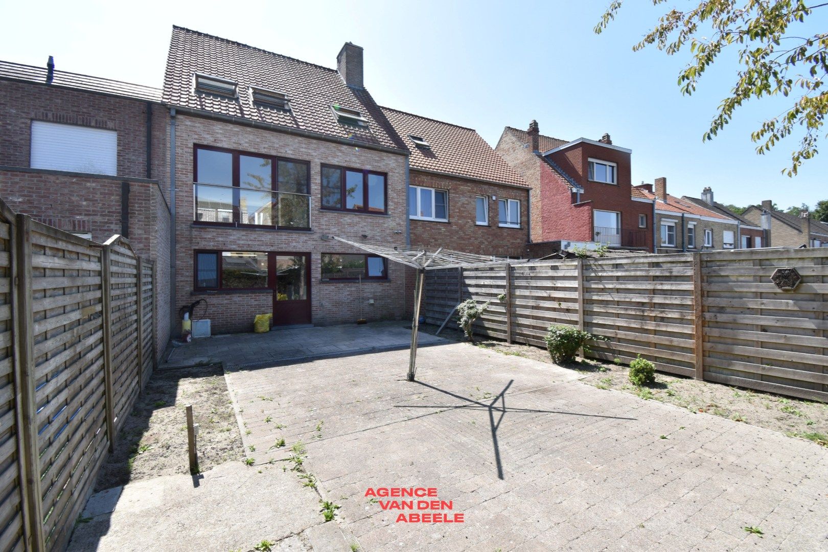 Zeer ruime bel-étage woning met 3 slaapkamers en tuin  foto 24