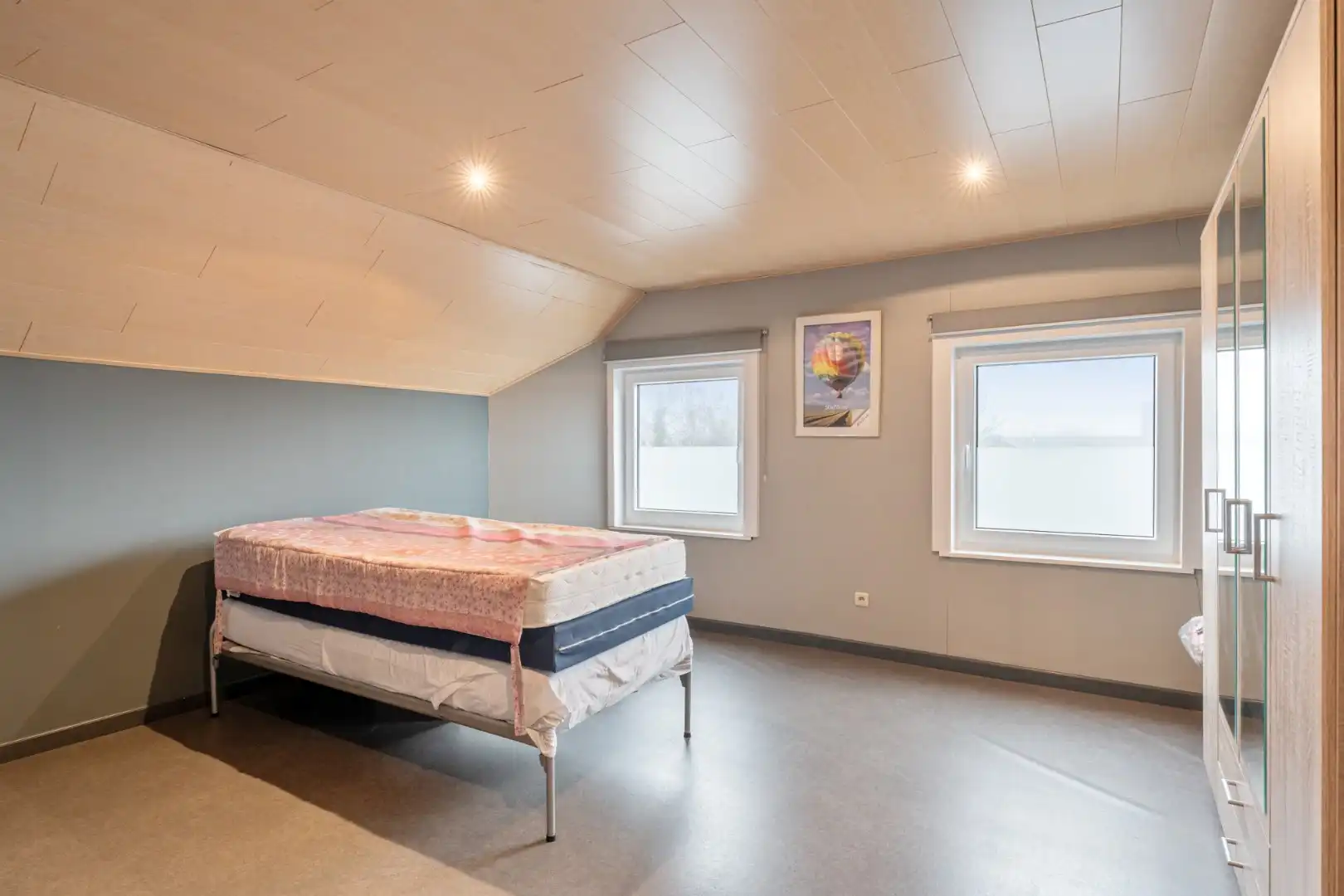 Halfvrijstaande gezinswoning op een perceel van 4a67ca op een rustige locatie te Dilsen-Stokkem. foto 18