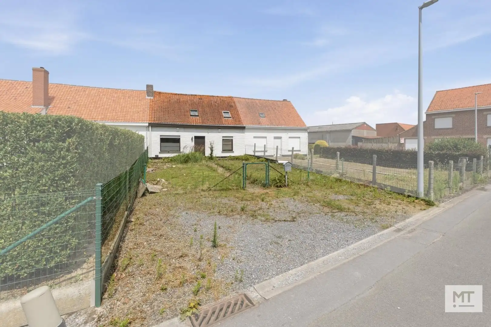 Te renoveren woning op een rustige locatie te Geluveld foto 2