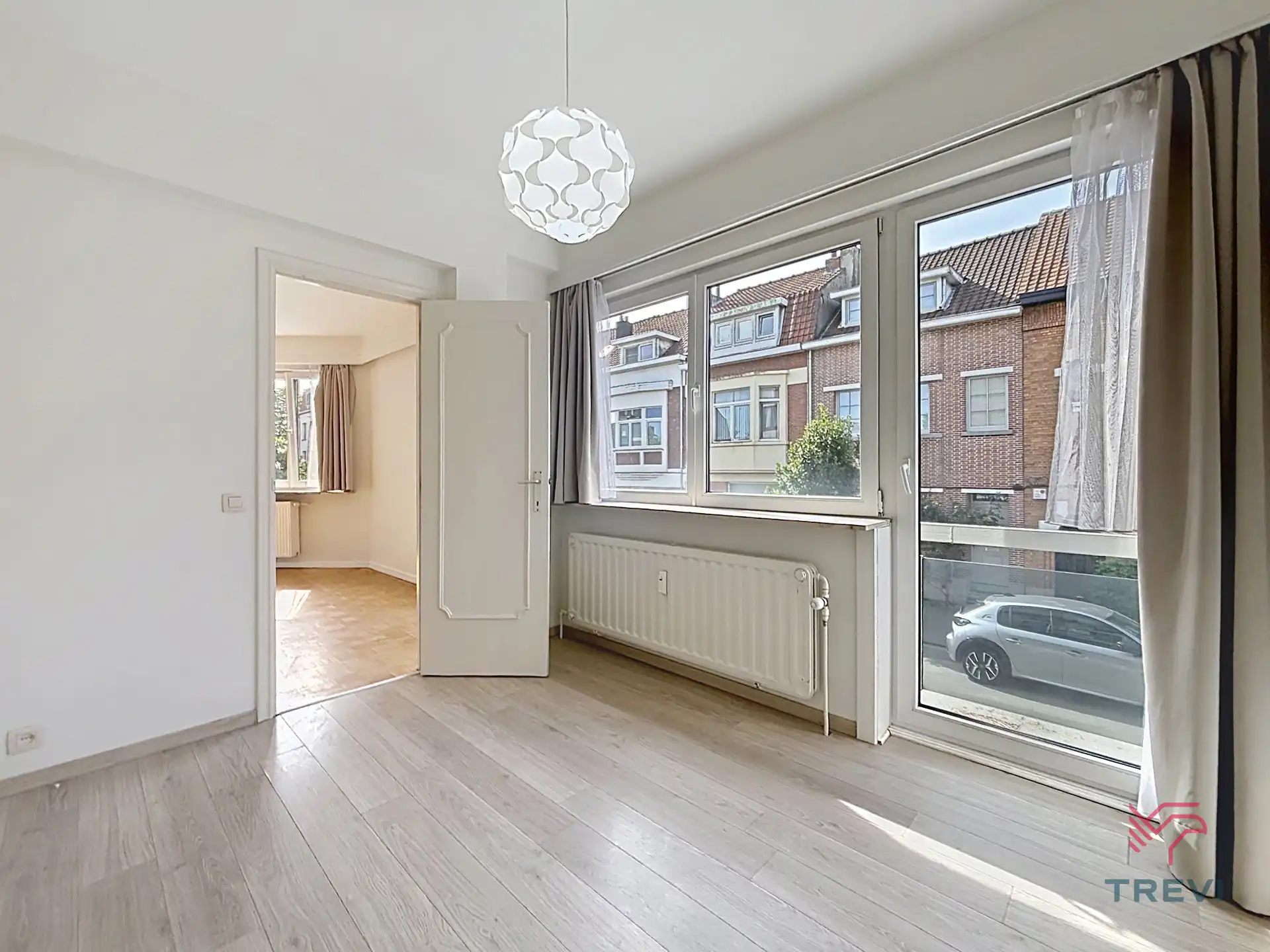 Appartement met 2 slaapkamers vlakbij het station Demey foto 9