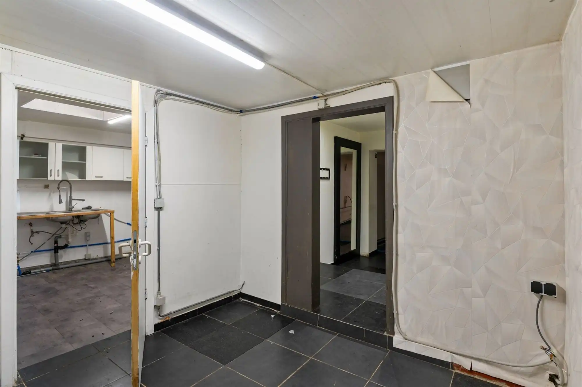 Opbrengsteigendom in hartje Mortsel foto 16
