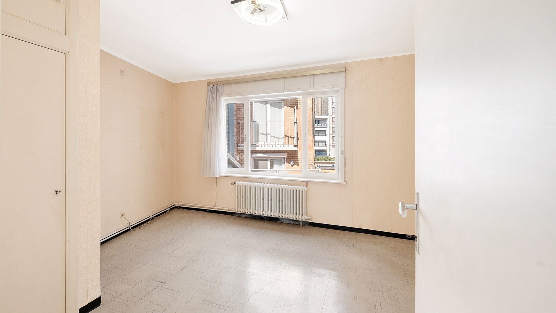 Centraal gelegen woning met het strand om de hoek foto 12