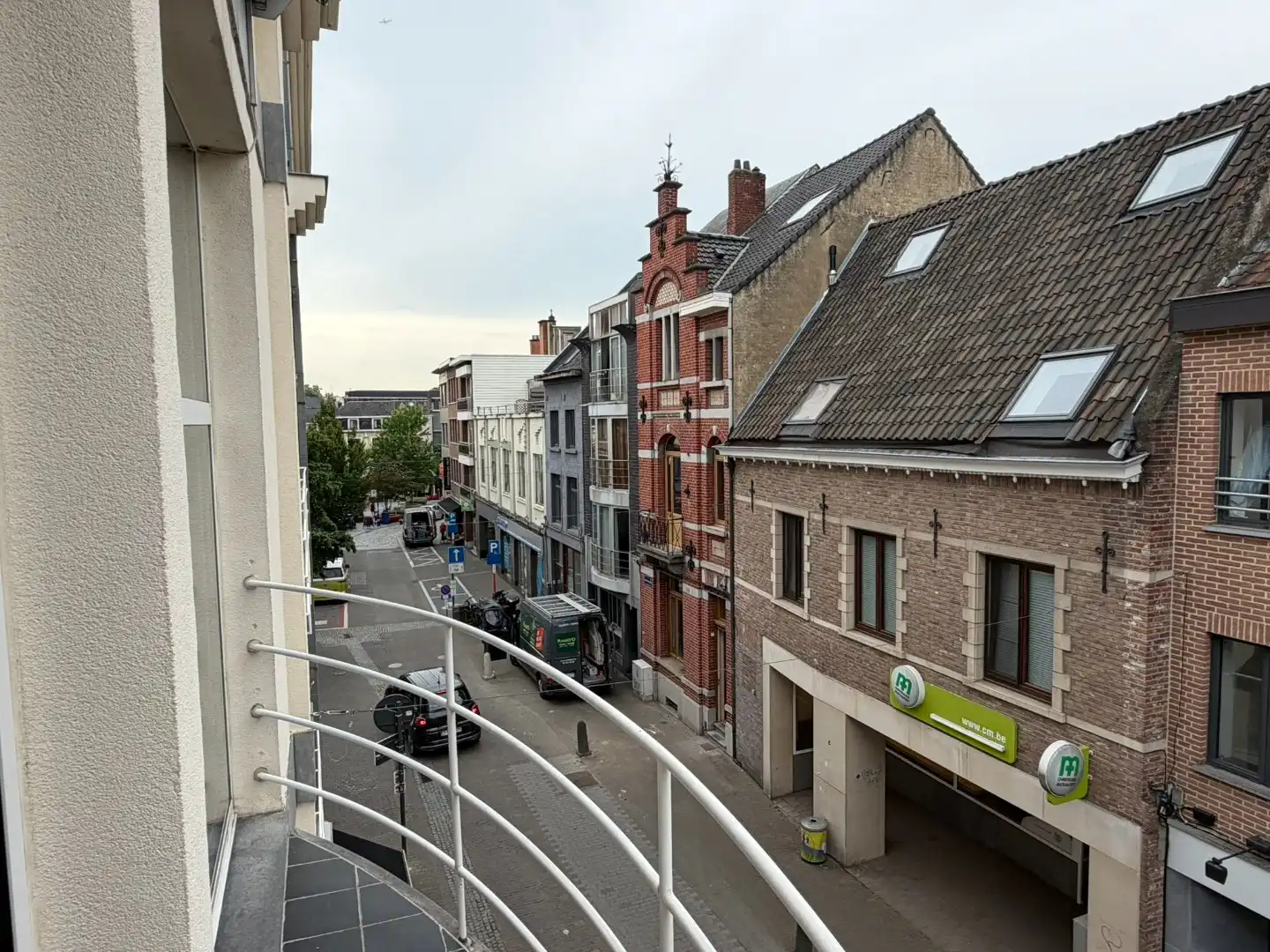 Appartement met 2 slaapkamers in centrum Halle foto 10