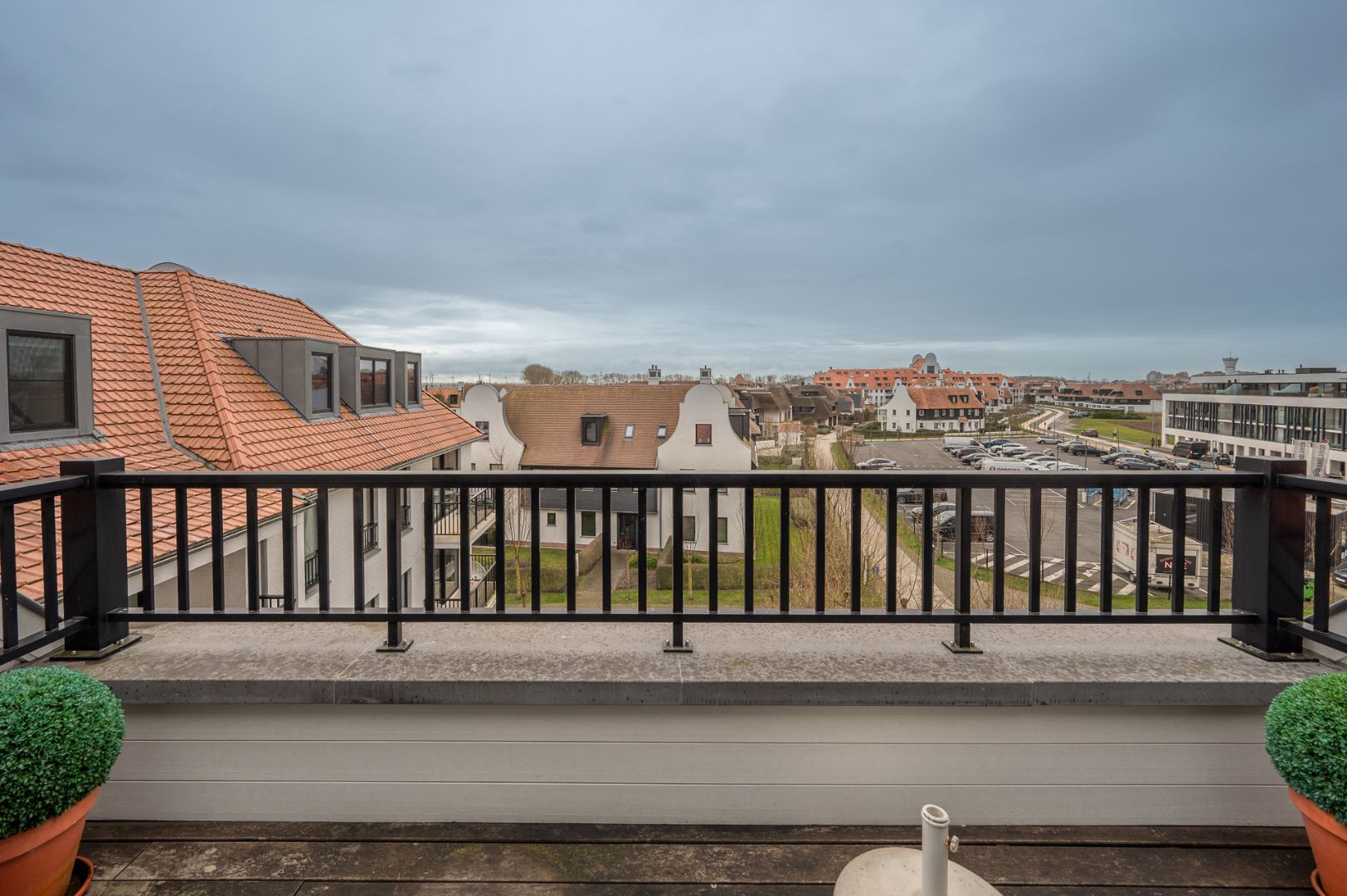 Gezellige tweeslaapkamer penthouse met zonnen terras in nieuwbouwresidentie foto 13