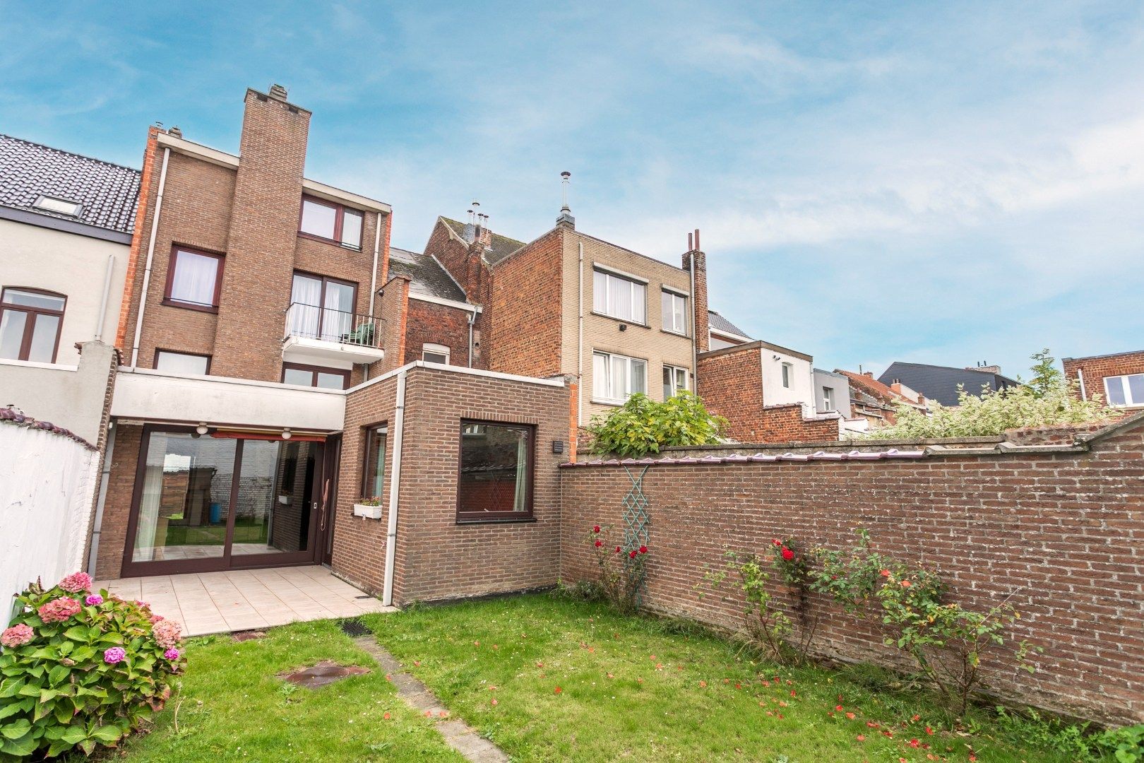 Opbrengsteigendom met twee ruime duplexappartementen  foto 9