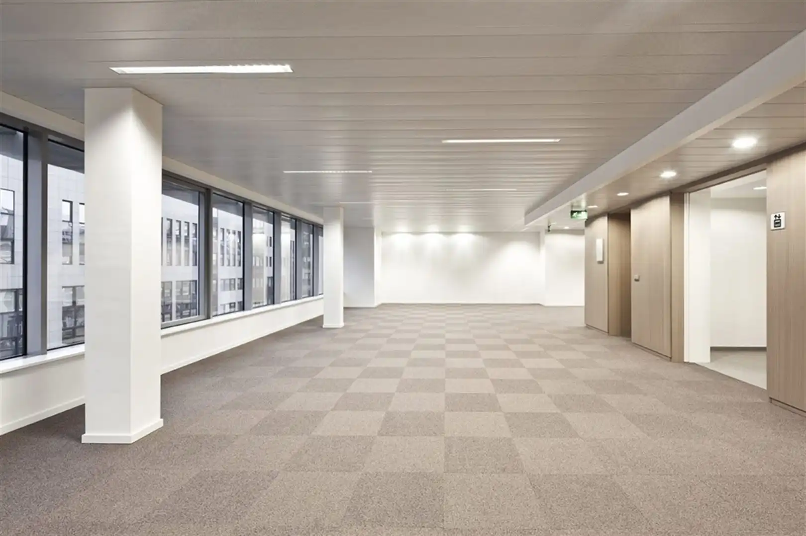 FROISSART 95-99: 218m² foto 5