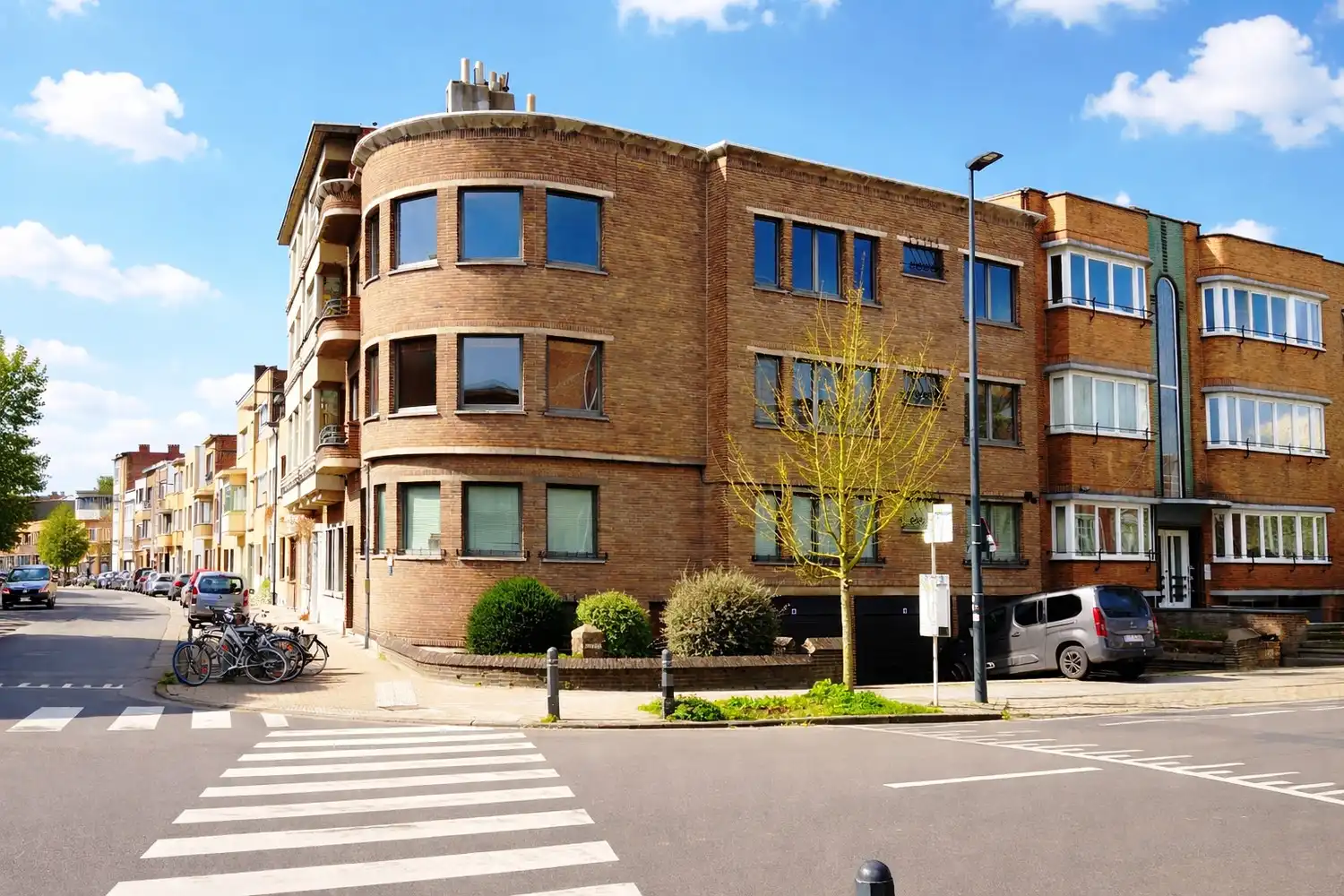 Authentiek mid-century appartement op de hoek van de Sportstraat en Rijsenbergstraat. foto 18
