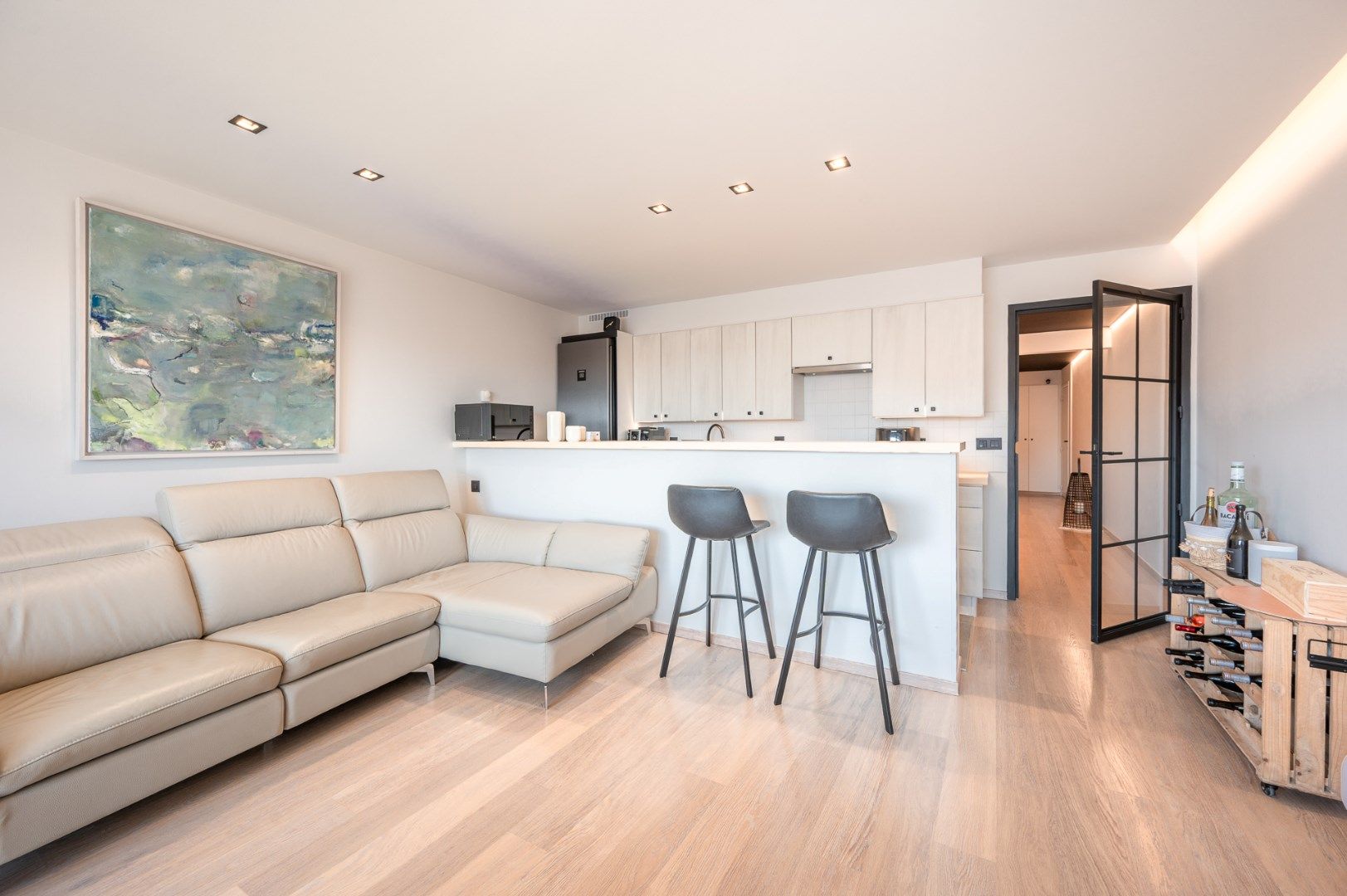 Instapklaar appartement met 2 slaapkamers en zonneterras foto 3