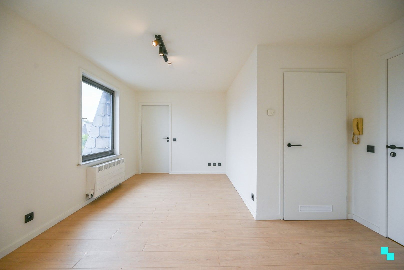 Volledig gerenoveerd éénslaapkamerappartement foto 3