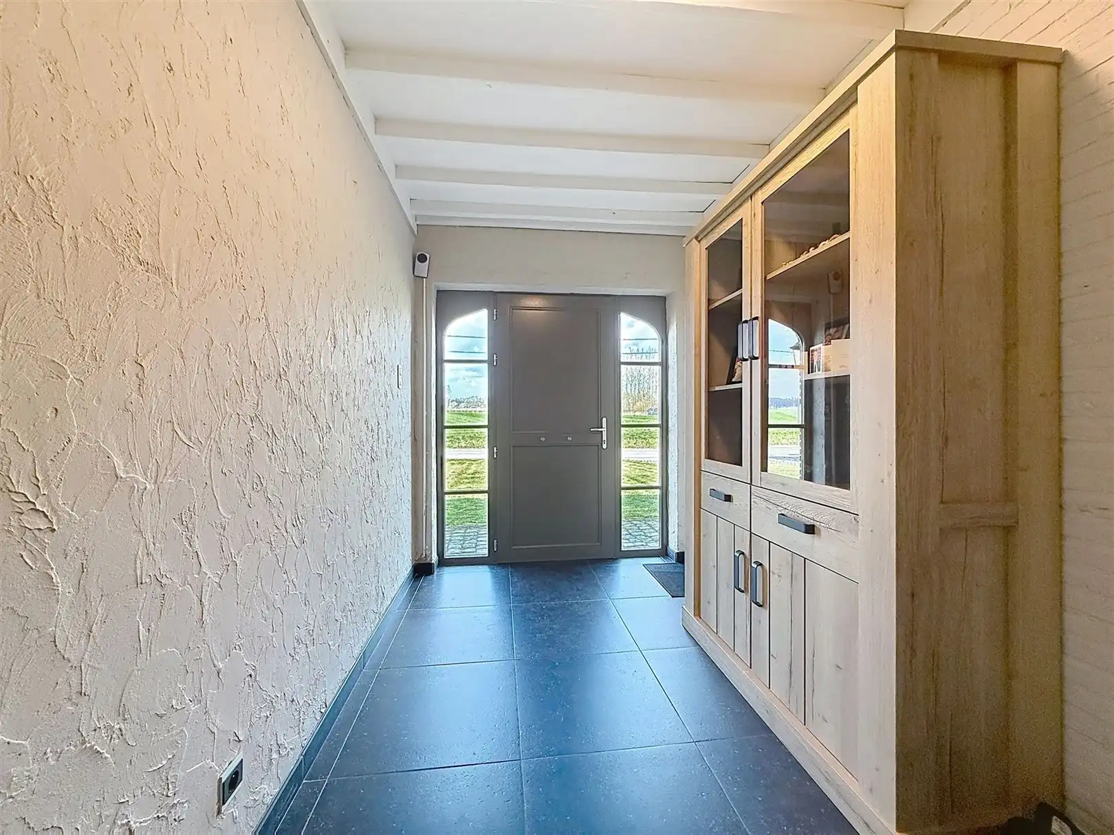 Ruime open bebouwing, 4 slpks, bureau, 14a 01ca foto 5