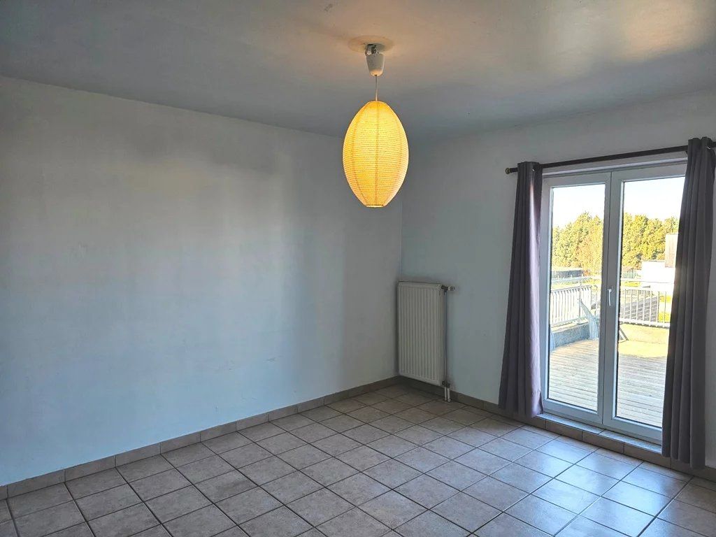 Ruim apaprtement met 3 slaapkamers en groot terras. foto 10