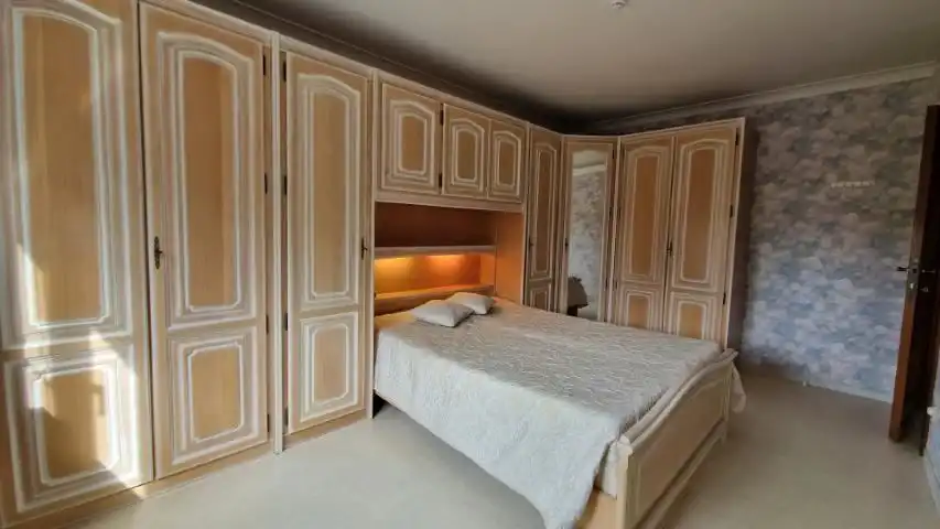 Praktisch ingericht en ruim APPARTEMENT met 2 slaapkamers, mooie leefruimten en garage in centrum van Tienen. foto 19