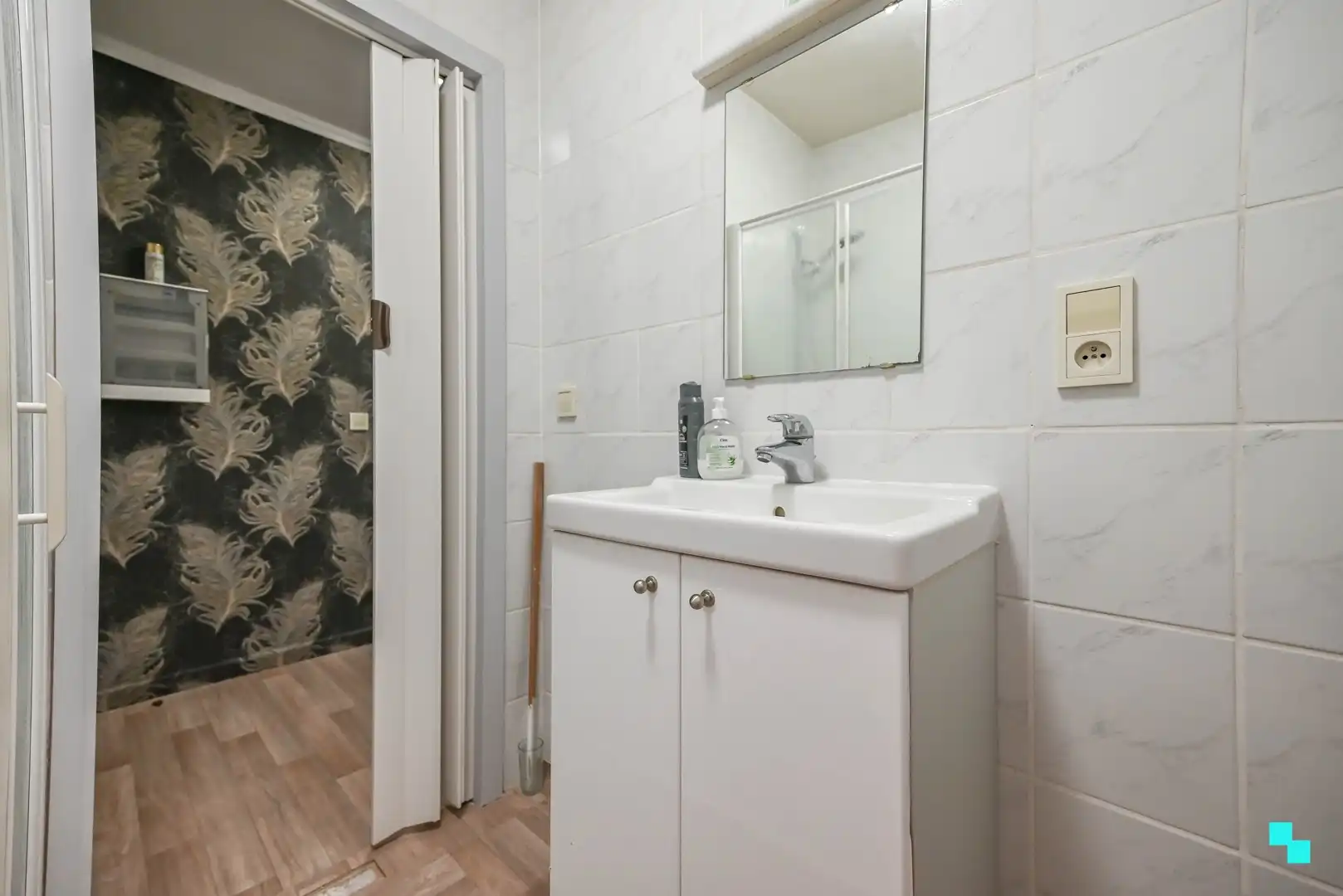 Gunstig gelegen en energiezuinig 2-slaapkamerappartement te Izegem foto 13