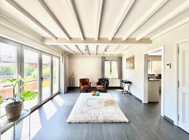 Ruime alleenstaande woning op de Waterhoek foto 14