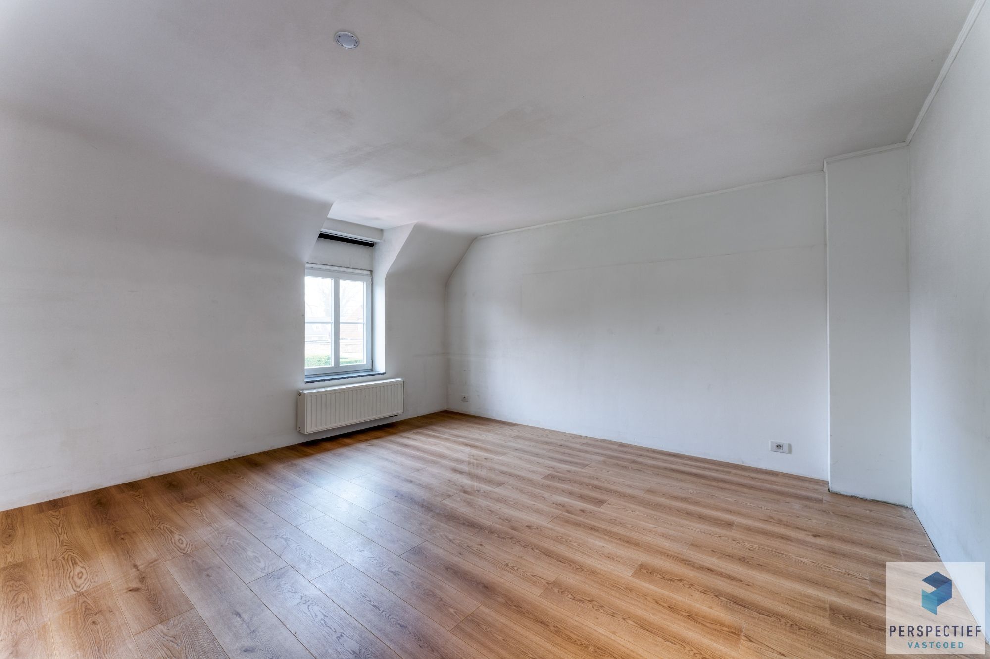 VERRASSEND RUIME en ENERGIEZUINIGE WONING met ZONGERICHTE TUIN foto 8