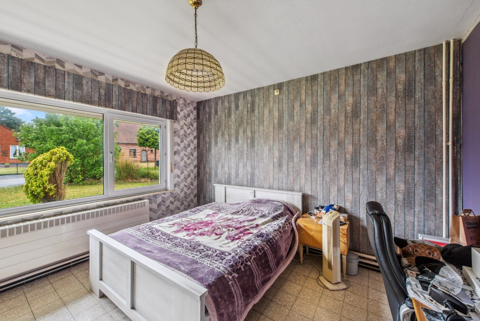 Alleenstaande woning op 14a 42ca met 3 grote slpks en garage foto 14