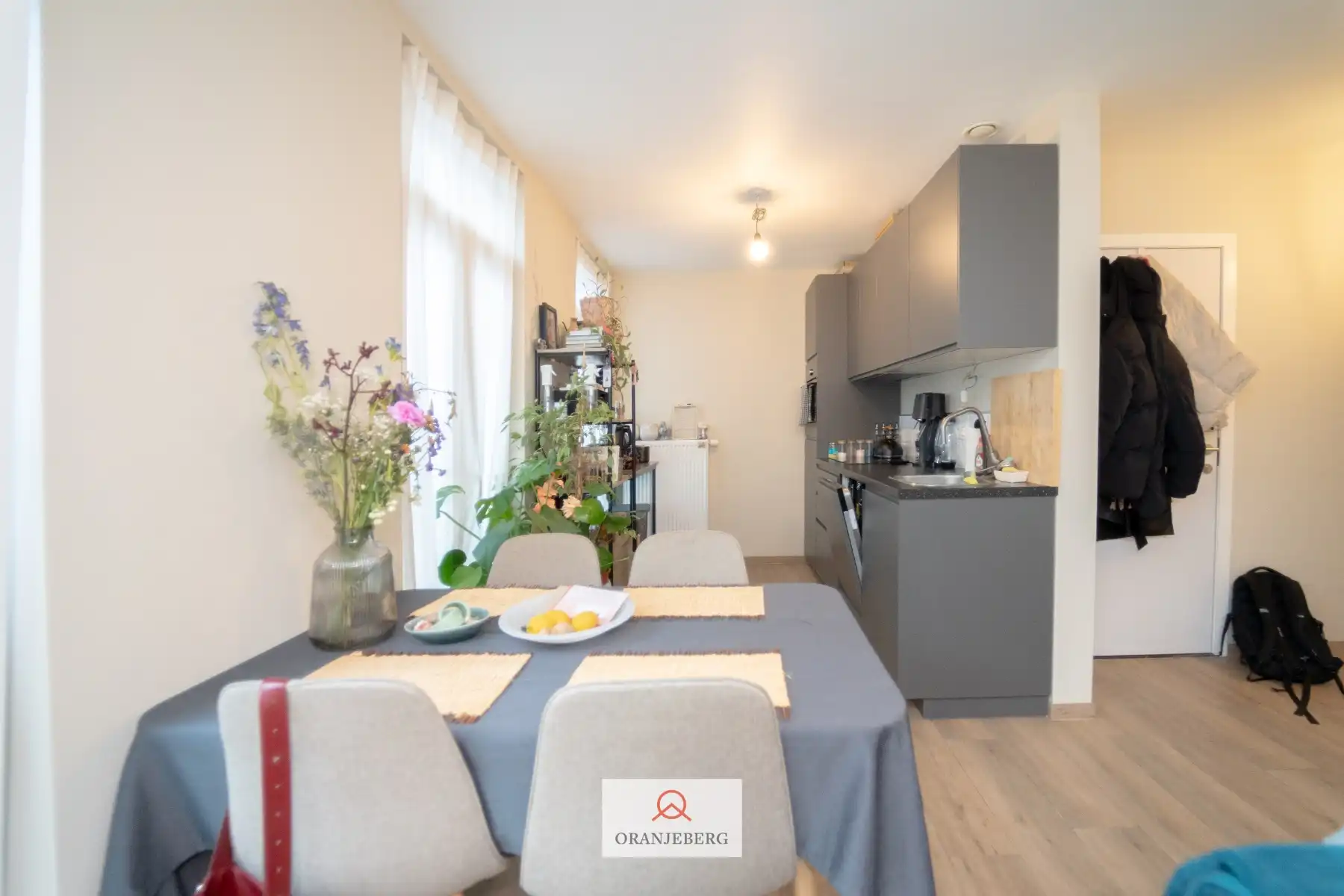 Compleet gerenoveerd 2slpk appartement hart Gent foto 3