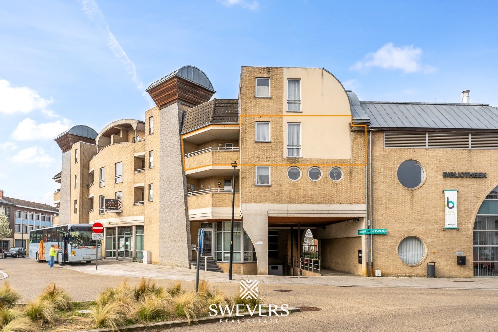 Appartement met 2 slaapkamers in centrum Beringen foto {{pictureIndex}}