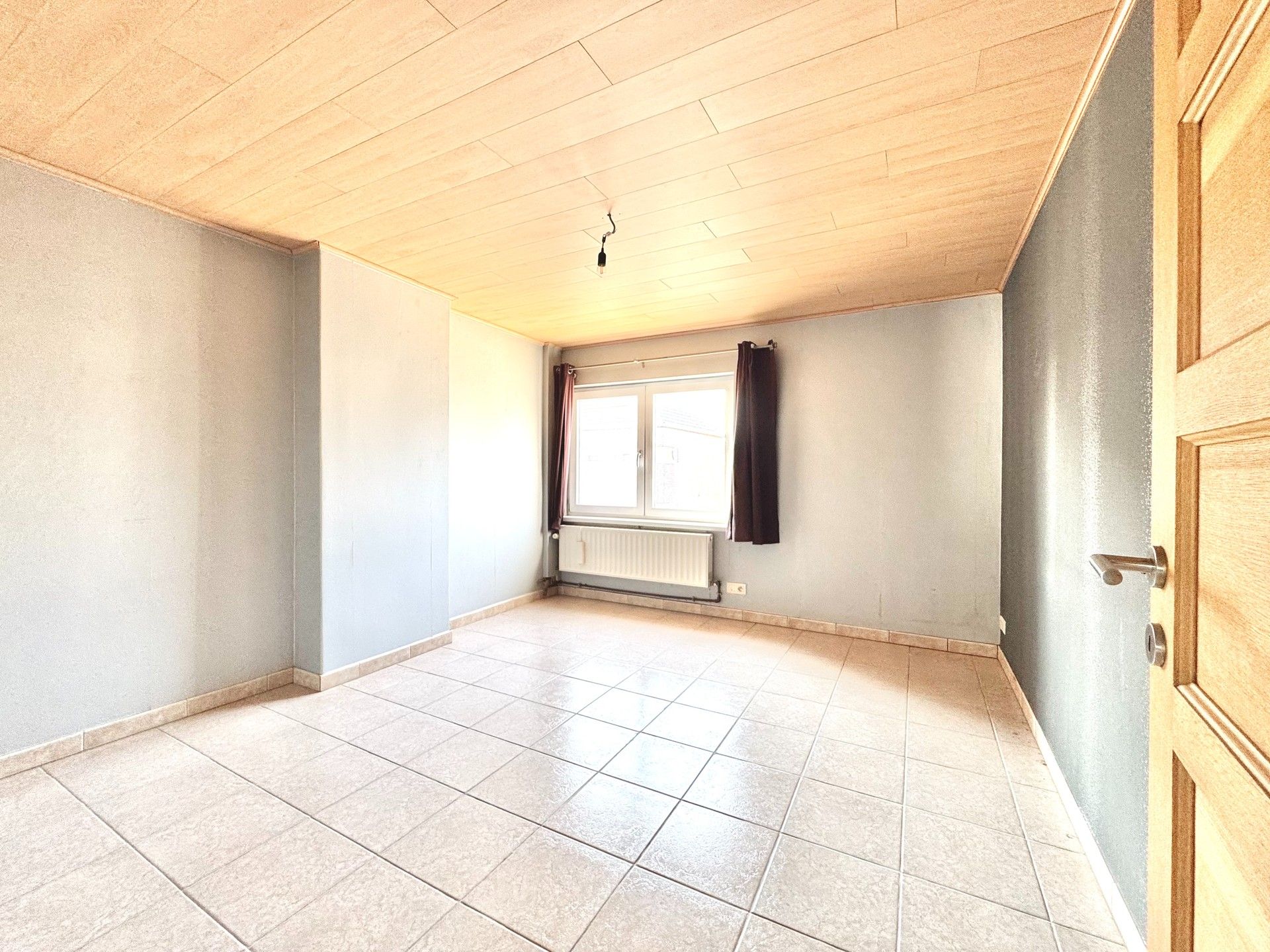 HALFOPEN WONING MET 3 KAMERS EN TERRAS foto 19