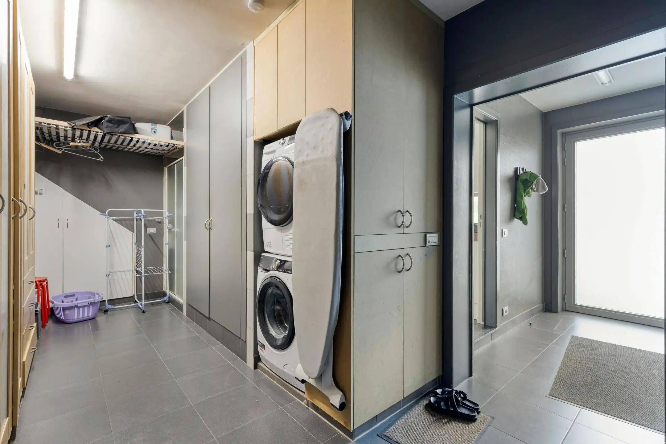 Huis met 3 slaapkamers en zwembad in Waarschoot foto 17