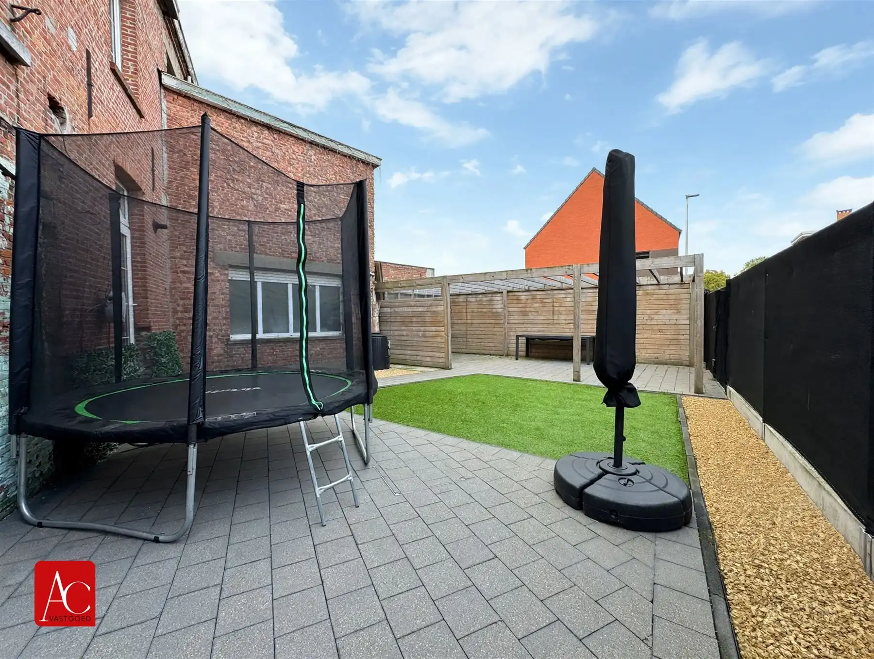 Woning met 5 slaapkamers en terras  foto 15