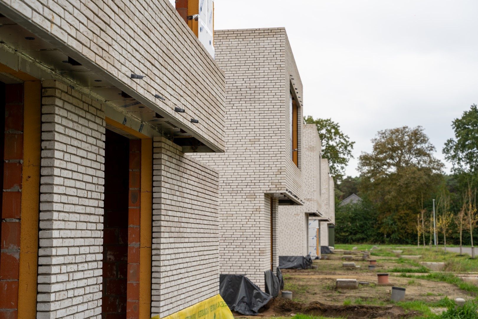 Moderne vrijstaande woning met zuid gerichte tuin foto 4