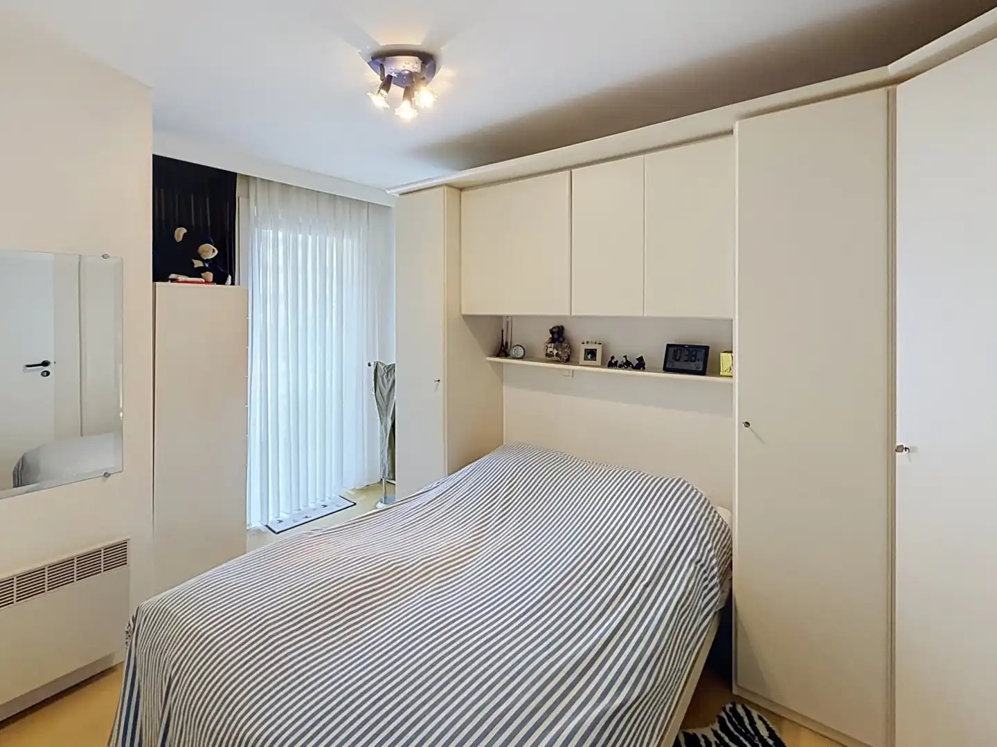Appartement met twee slaapkamers op toplocatie bij de schildpad van Nieuwpoort foto 7