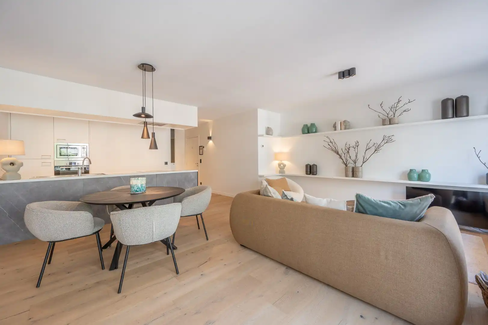 Gerenoveerd appartement op topligging aan de Lippenslaan foto 7