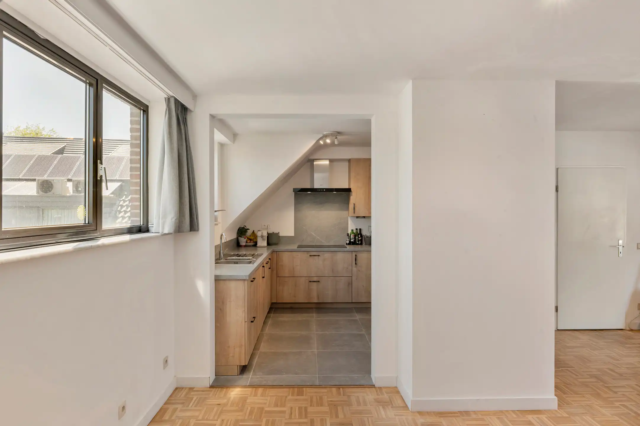 Ruim appartement met 3 slaapkamers en garage in het centrum van Essen foto 10