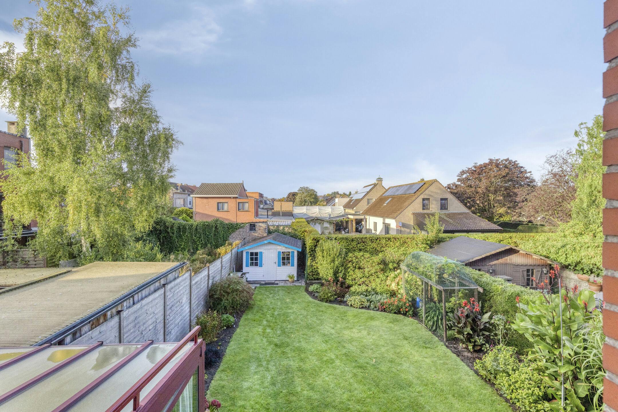 Ruime verzorgde gezinswoning in centrum Beveren foto 24