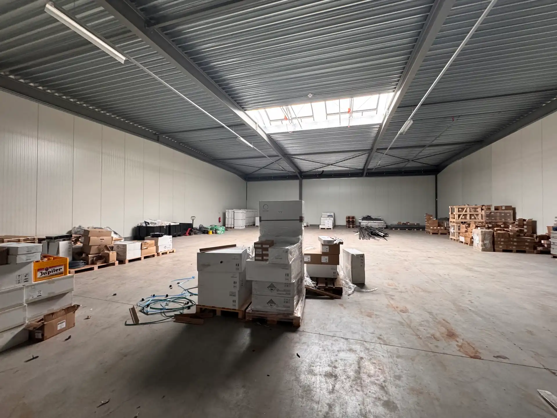 Instapklare opslagruimte van 525 m² te Wuustwezel!  foto 2