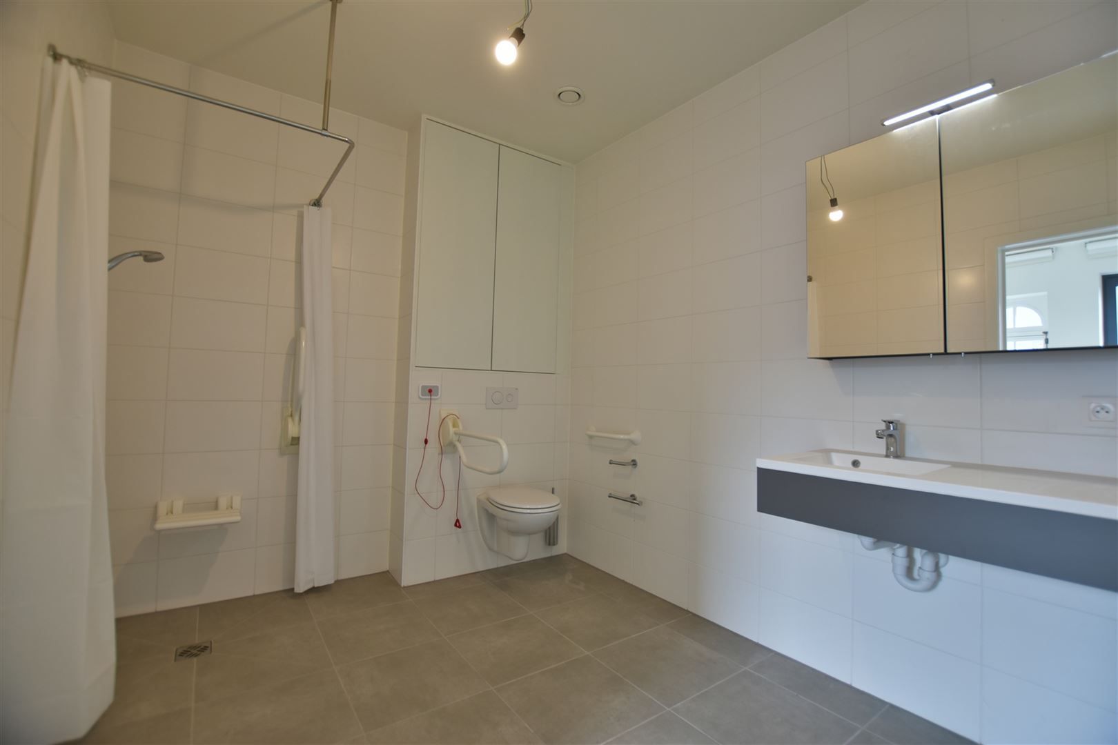 Prachtige assistentiewoning gelegen in het hartje van Dendermonde  foto 9