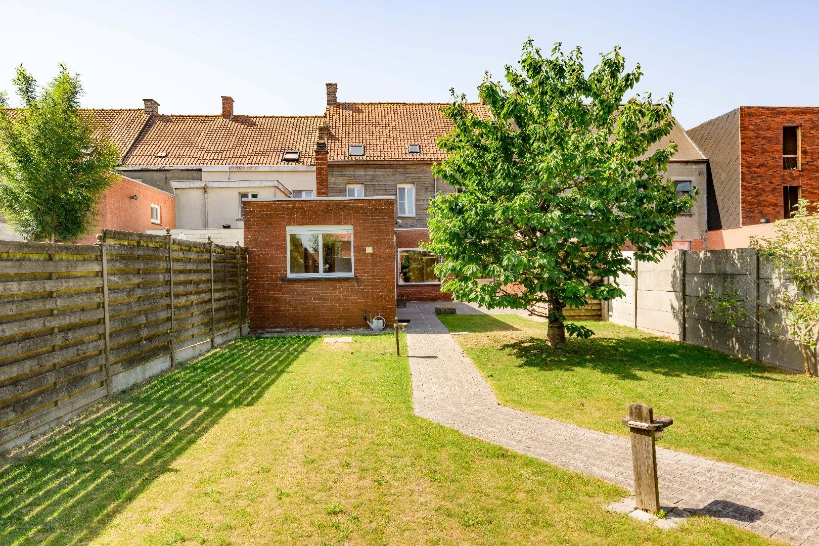 PRACHTIGE HERENWONING MET TUIN | GARAGES & TOEGANG ACHTEROM foto 21