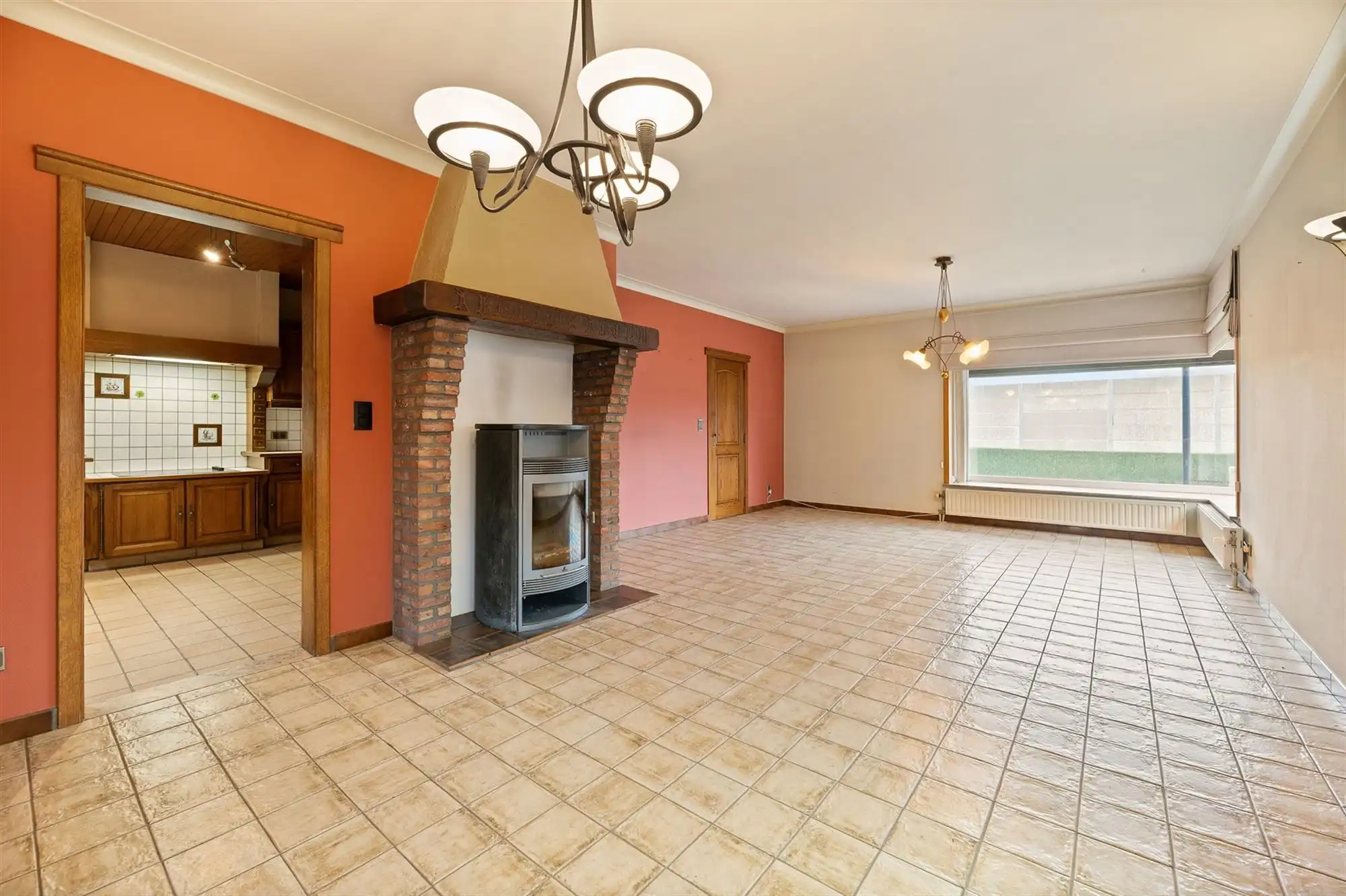 OP TE FRISSEN WONING MET 3 SLAAPKAMERS GELEGEN OP EEN RUIM PERCEEL VAN 11A70CA TE PAAL foto 5