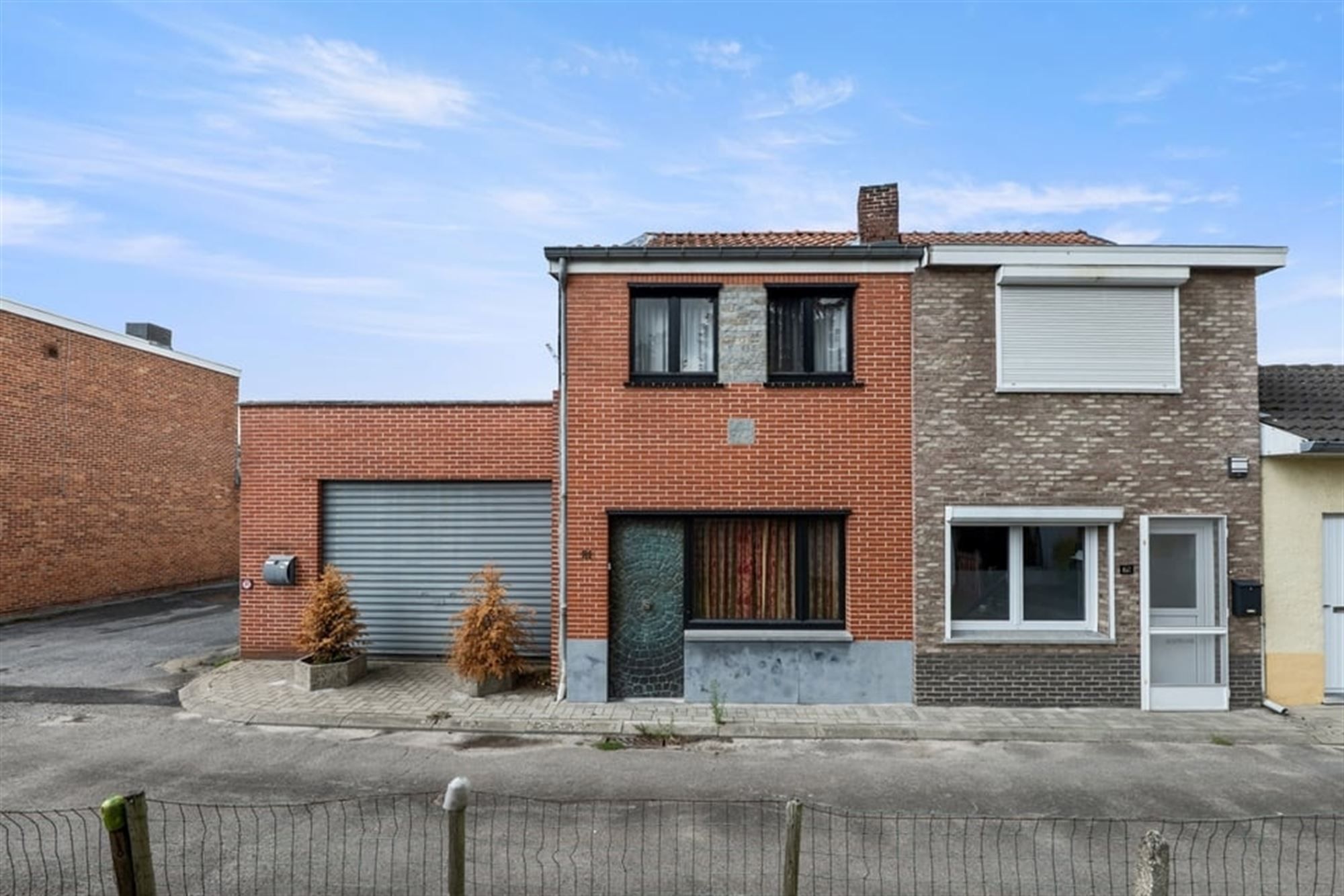 2 TE RENOVEREN WONINGEN+ 16 GARAGES OP EEN PERCEEL VAN 9A87 foto 39